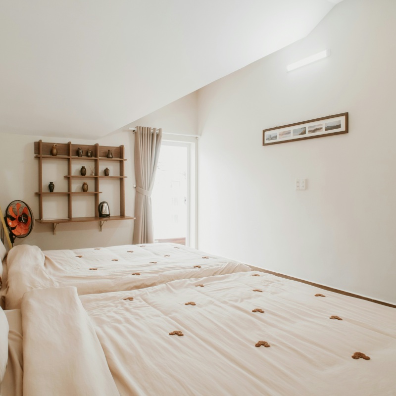 Premium Sleep Experience: Why More Seniors Are Embracing Electric Beds | Epachois.com